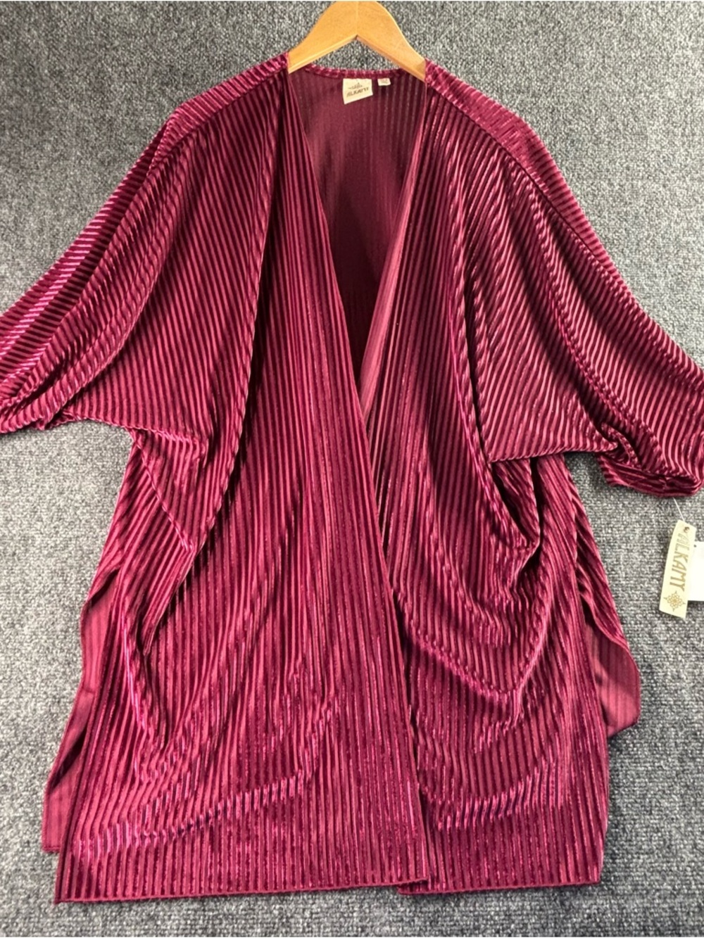 Alkamy burnout velvet Pleated Open-Front kimono - Wine